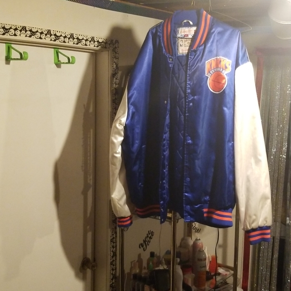 Mitchell & Ness Authentic Satin New York Knicks - Picture 2 of 3